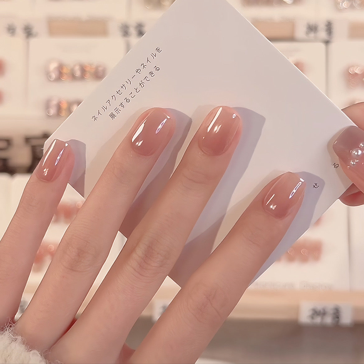 現貨嚴選穿戴甲 三千瓦小燈泡嫩粉漸層日常超短梯