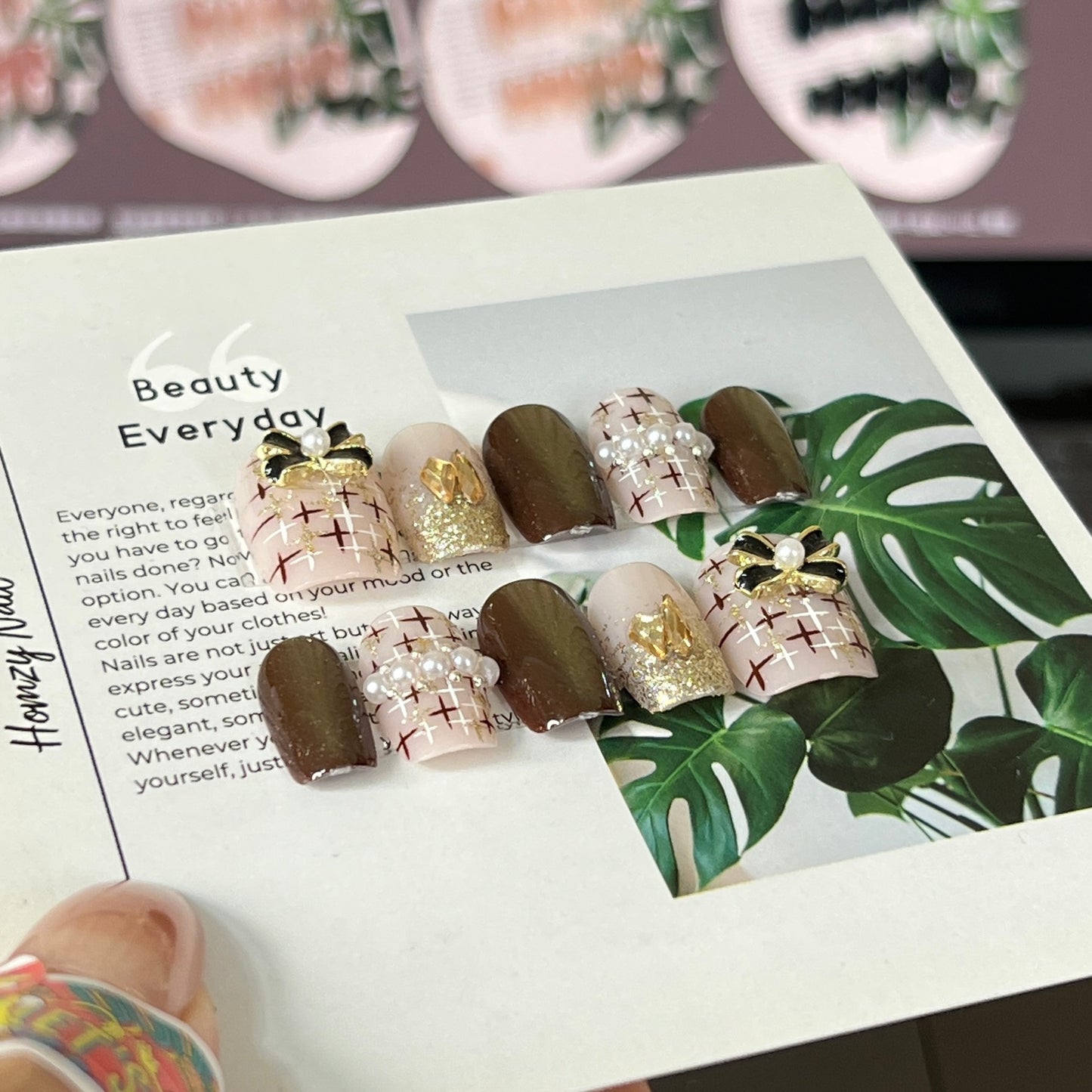 現貨嚴選穿戴甲 紅棕貓眼千金毛呢短梯甲