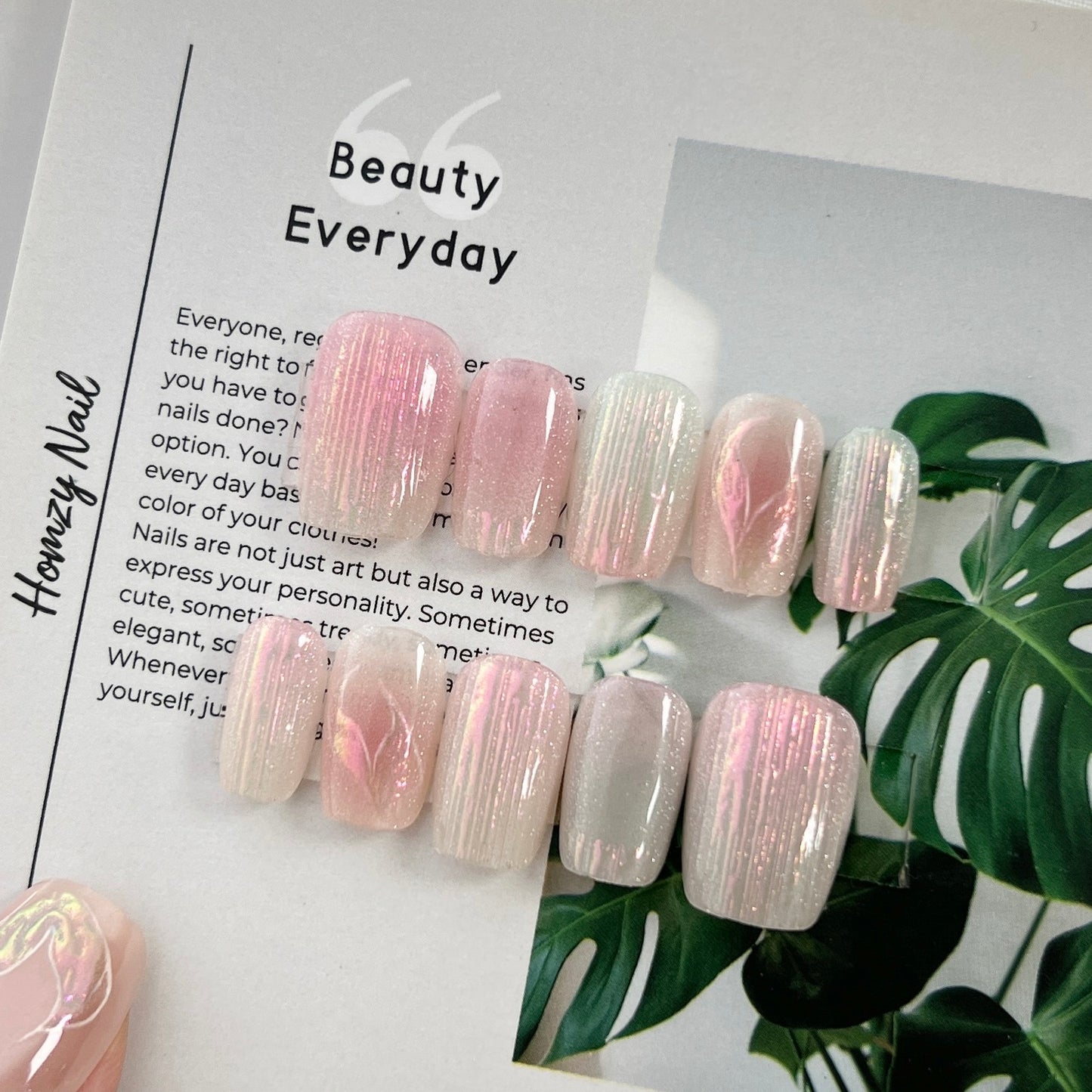 現貨嚴選穿戴甲 24H出貨 夢幻漸層貓眼魚尾短梯甲