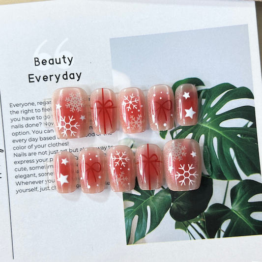 聖誕美甲 現貨 穿戴甲  腮紅款雪花❄️禮物🎁短梯甲 同價位買五送一