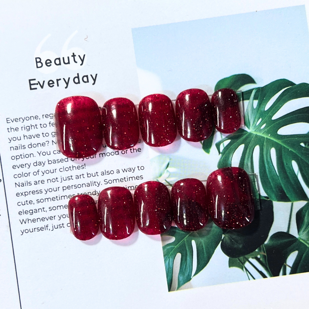 美甲師手作穿戴甲 細粉聖誕紅 顯白王者 超短圓甲 ⚠️甲床太長不要買喔⚠️ 排單生產 最快隔日交貨