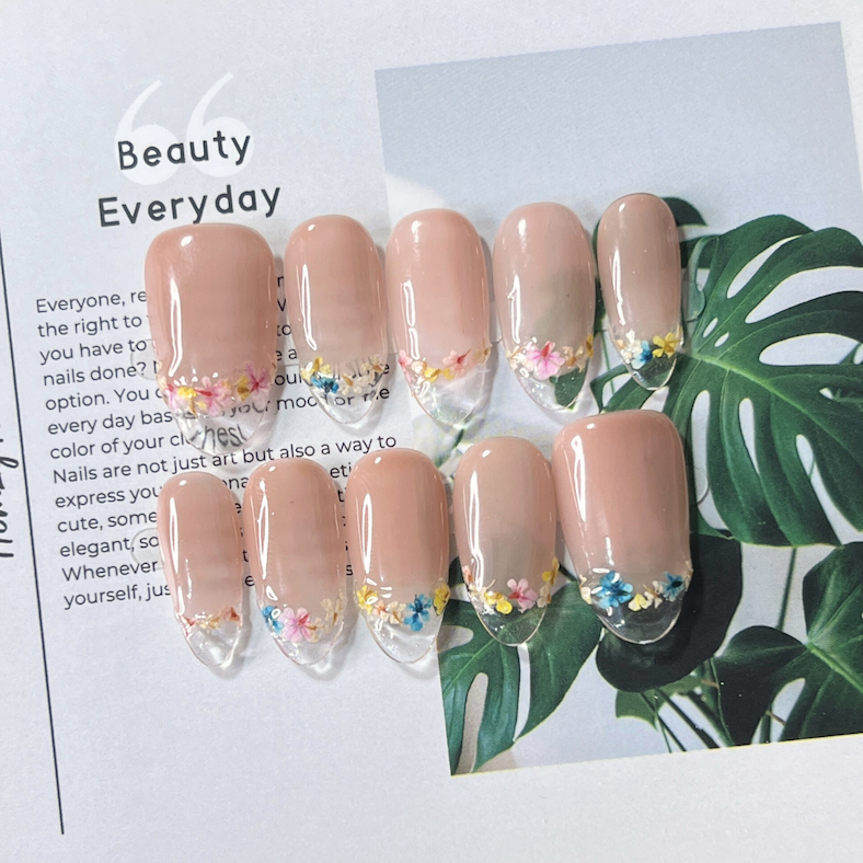 現貨M 美甲師手作穿戴甲 裸色法式乾燥花 想要氣質就選它❤️ 經典日式杏仁甲