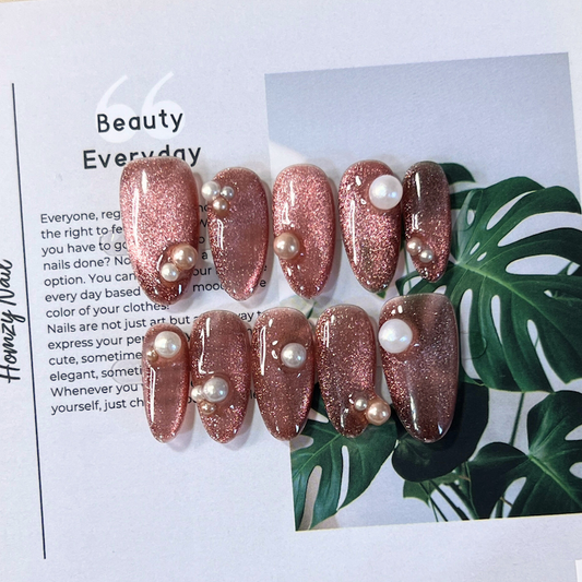 現貨S 美甲師手作穿戴甲 聖誕節那種貓眼 亮亮珠珠杏仁甲 除了紅貓眼之外還有咖啡色金色芋紫色