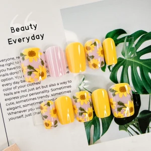 現貨嚴選穿戴甲 24H出貨 線條花花短梯甲