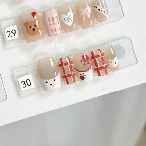 現貨穿戴甲 現貨24H出 裸色法式動物格子可愛短梯甲