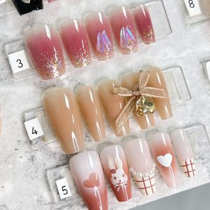 現貨穿戴甲 現貨24H出 優雅裸膚愛心大鑽蝴蝶結長梯甲