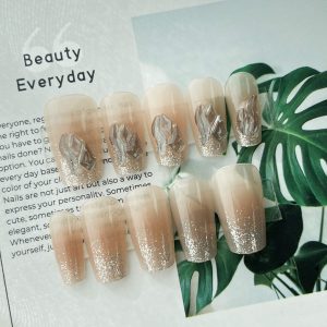 現貨穿戴甲 現貨24H出 裸色鑽鑽漸層中長梯甲