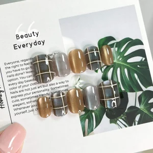 現貨嚴選穿戴甲 現貨24H出 溫柔格子貓眼短梯甲