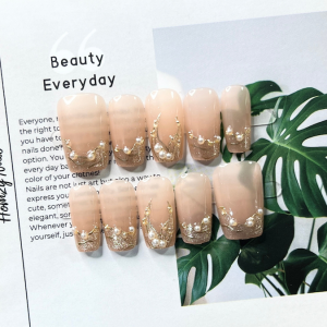 ✨NEW IN ✨氣質裸珍珠人魚短梯穿戴甲 氣質修長不用猶豫